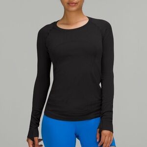 Lululemon swiftly tech long sleeve 2.0 size 8. Like new condition!